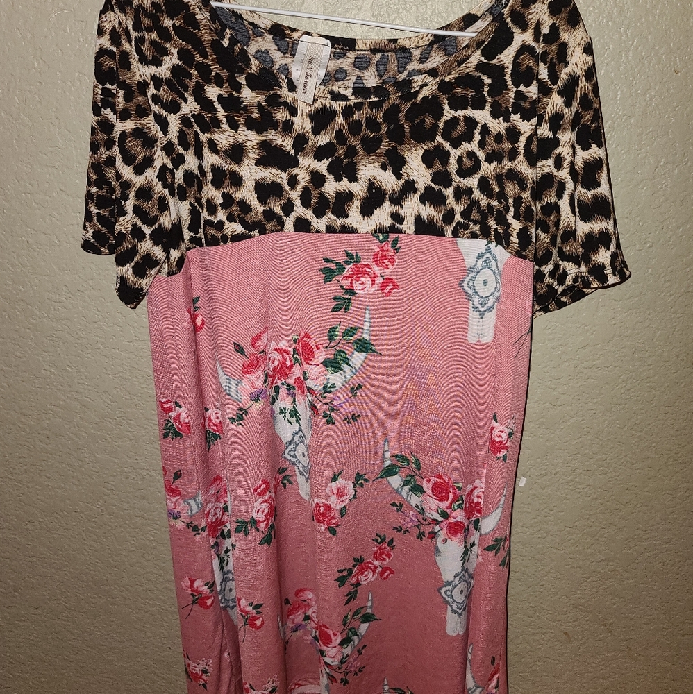 Tunic - Picture 3 of 5